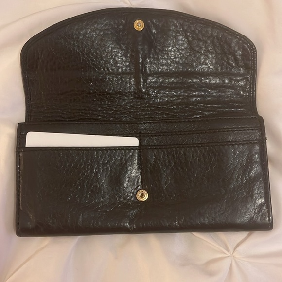 Authentic Chloe pebble bow leather wallet - Picture 2 of 13